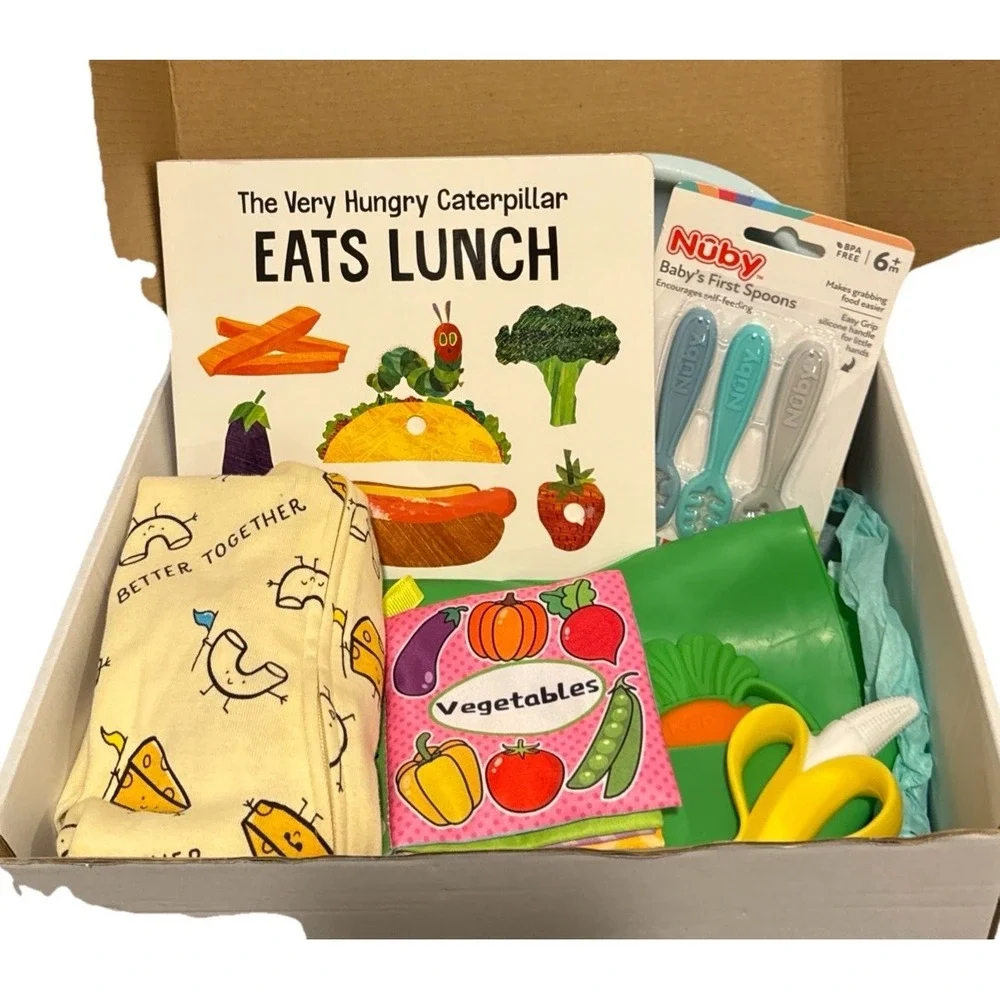 Unisex Eric Carle Baby Shower-Welcome Baby Gift Box, Book, Outfit, Teether & Bib